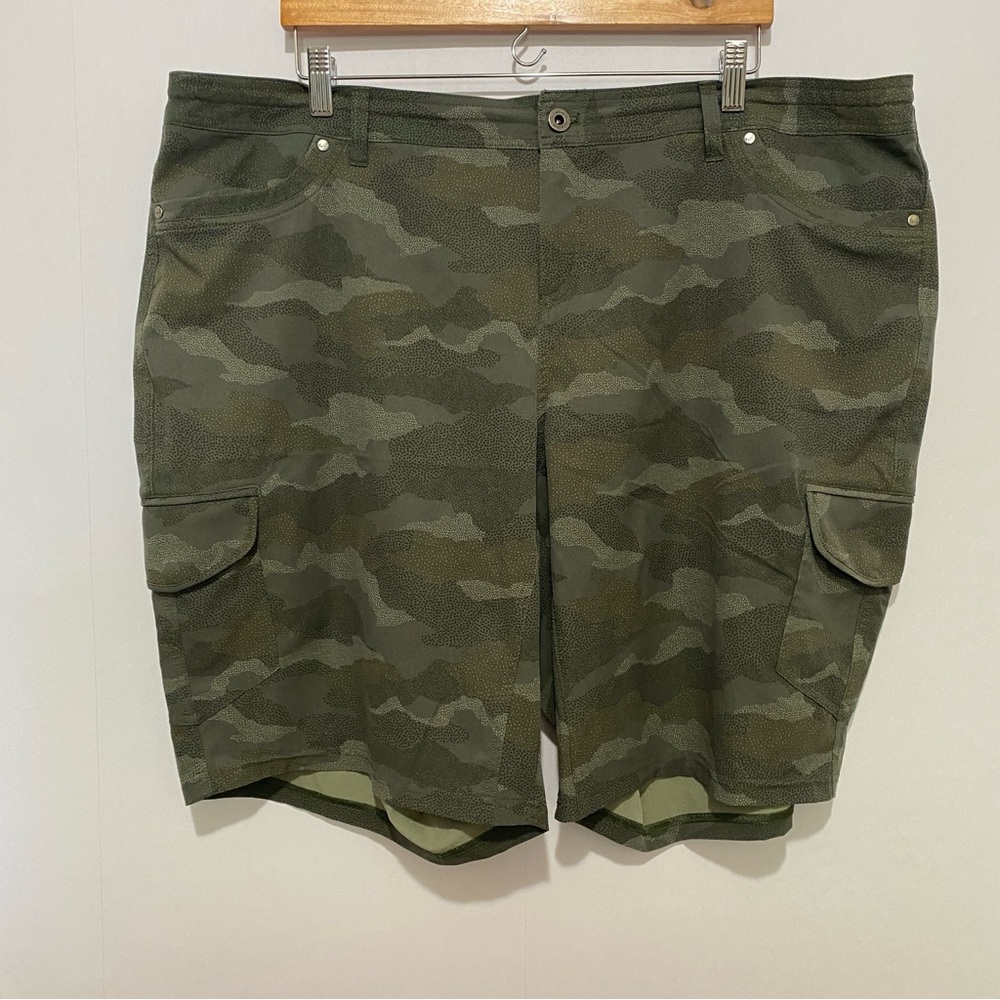 KUHL Camo Cargo Shorts 22W Green Stretch Hiking Outdoor Adventure Utility Style